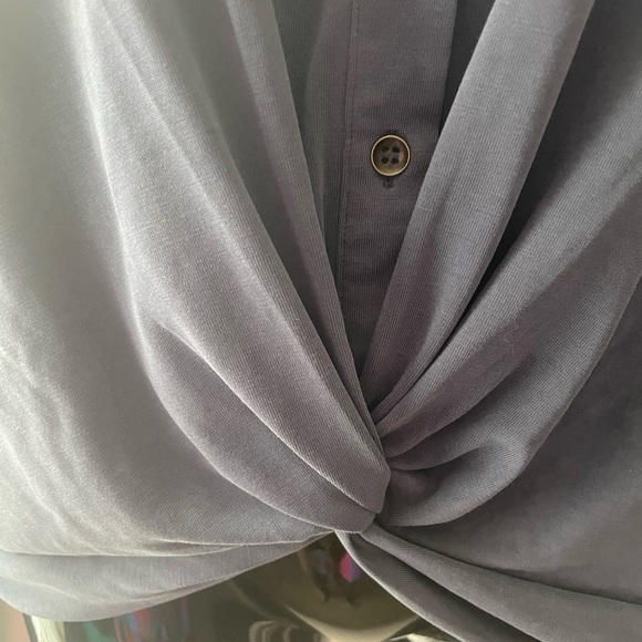 AEMI + CO top - Picture 7 of 8